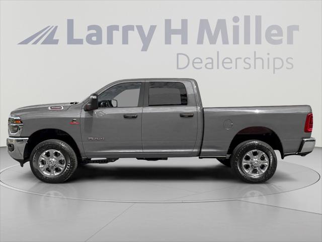 2027 RAM Ram 3500 RAM 3500 BIG HORN CREW CAB 4X4 8 BOX