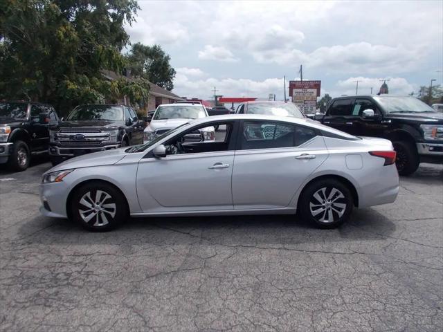 2020 Nissan Altima S FWD for sale in St John, IN