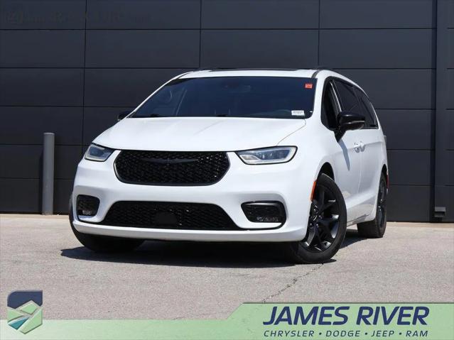 2025 Chrysler Pacifica Limited for sale in Ozark, MO