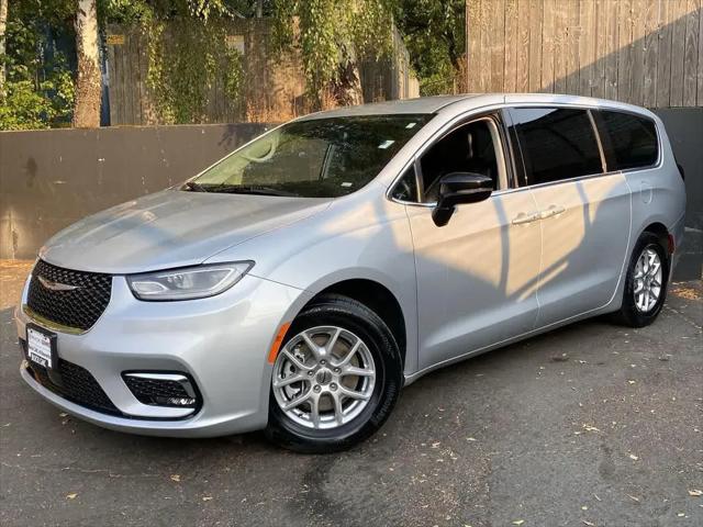 2024 Chrysler Pacifica Touring L for sale in Portland, OR