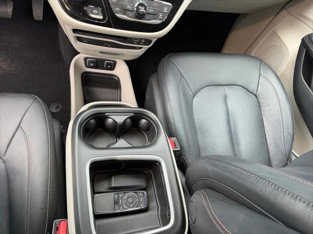 2020 Chrysler Pacifica Touring L Plus