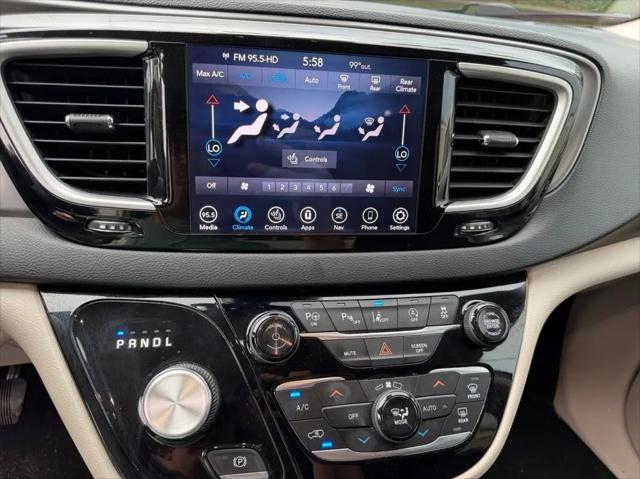2020 Chrysler Pacifica Touring L Plus