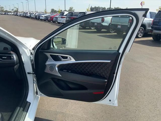 2022 Genesis G70 3.3T RWD