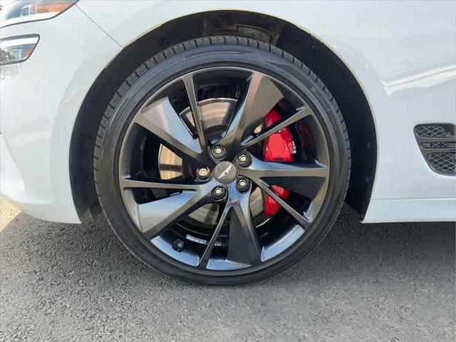 2022 Genesis G70 3.3T RWD