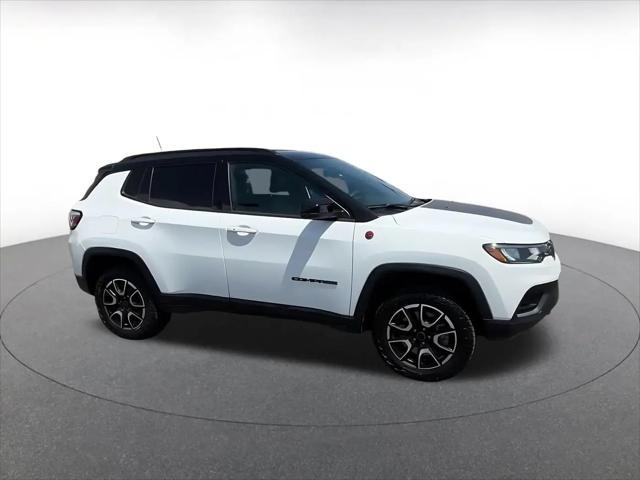 2025 Jeep Compass Trailhawk 4x4