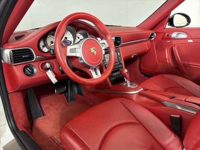 2012 Porsche 911 Carrera 4 GTS