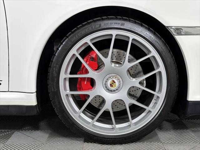 2012 Porsche 911 Carrera 4 GTS