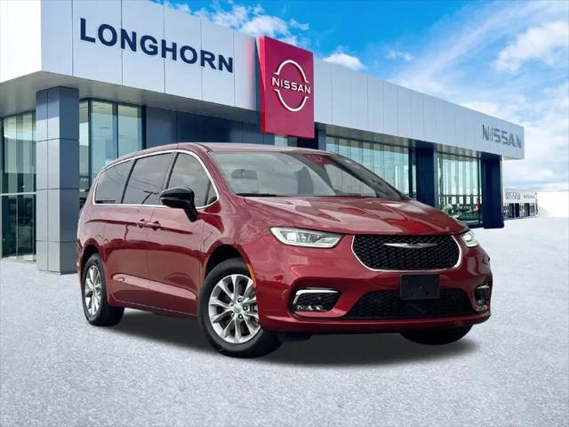 2025 Chrysler Pacifica Select for sale in Bedford, TX