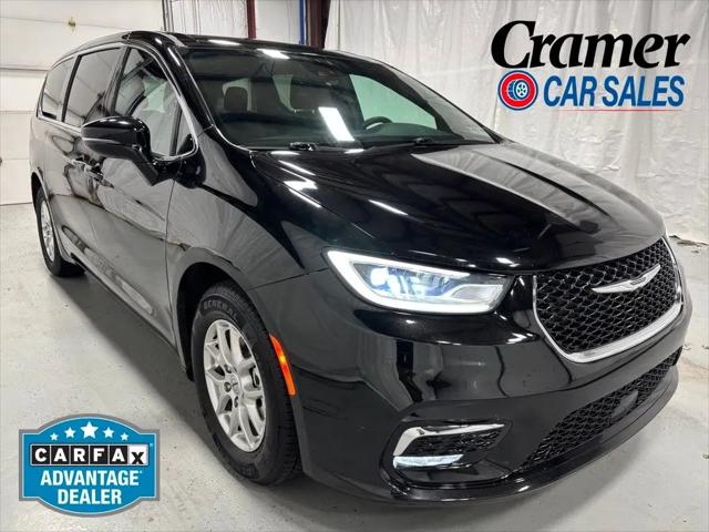 2025 Chrysler Pacifica Select for sale in Middletown, PA