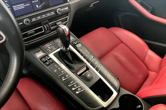 2021 Porsche Macan Macan
