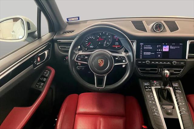 2021 Porsche Macan Macan