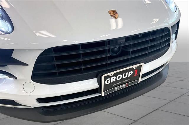 2021 Porsche Macan Macan