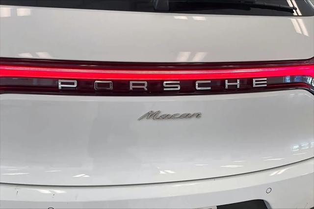 2021 Porsche Macan Macan