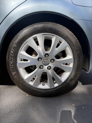 2012 Toyota Avalon Base