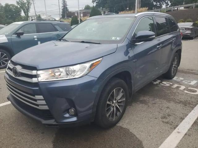 2019 Toyota Highlander XLE for sale in Coraopolis, PA