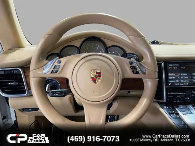2015 Porsche Panamera 2