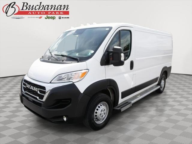 2025 RAM ProMaster 2500 Cargo Van Tradesman Low Roof 136 WB w/Pass Seat
