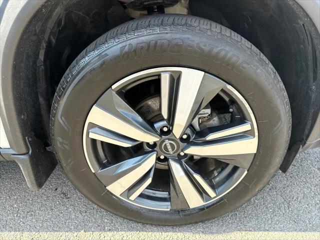 2023 Nissan Rogue SL Intelligent AWD