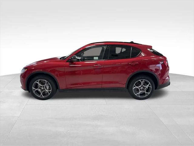 2025 Alfa Romeo Stelvio Sprint AWD 2025 Alfa Romeo Stelvio Sprint AWD