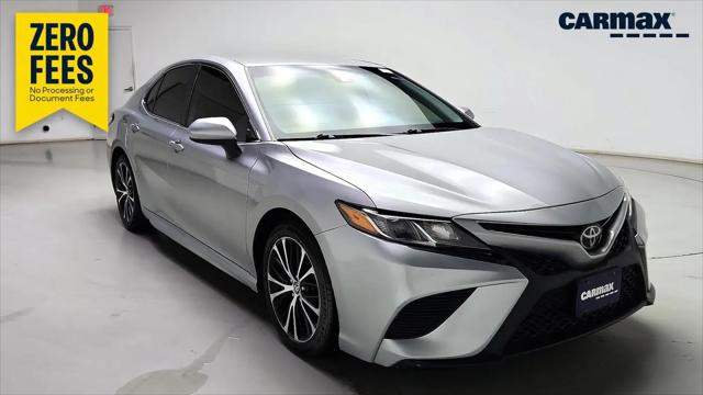 2020 Toyota Camry SE for sale in Schaumburg, IL