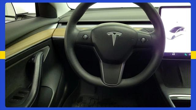 2021 Tesla Model 3 Standard Range Plus Rear-Wheel Drive