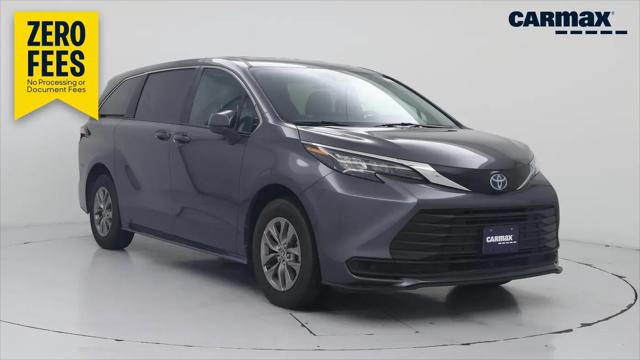 2025 Toyota Sienna LE for sale in Richmond, TX