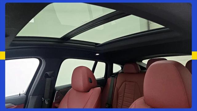 2021 BMW X4 xDrive30i