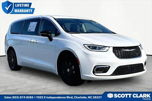 2024 Chrysler Pacifica Touring L for sale in Charlotte, NC
