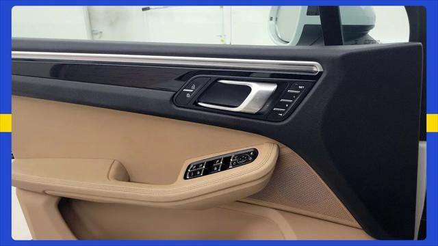2020 Porsche Macan Macan