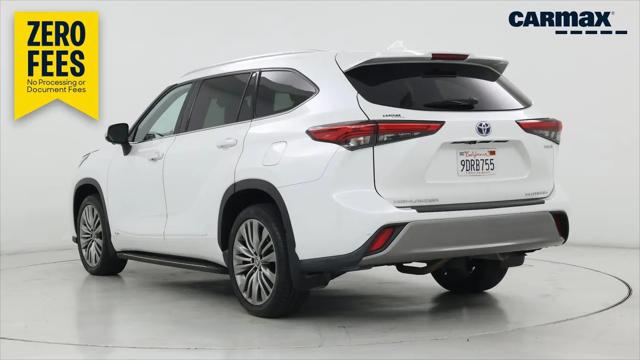 2023 Toyota Highlander Hybrid Platinum