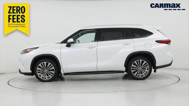 2023 Toyota Highlander Hybrid Platinum