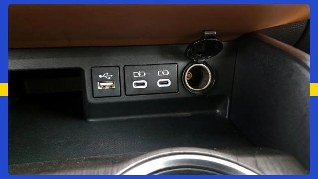 2023 Toyota Highlander Hybrid Platinum