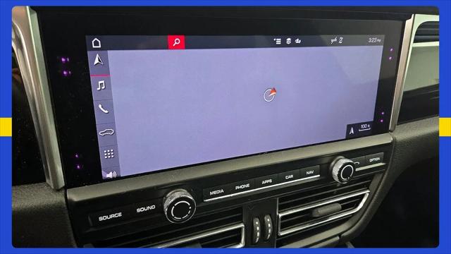 2021 Porsche Macan Macan