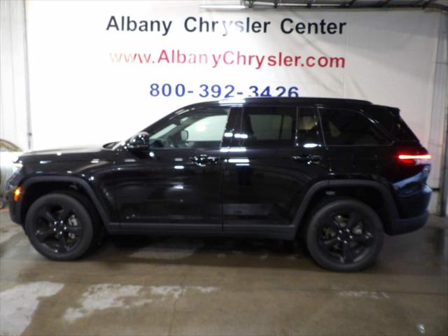 2024 Jeep Grand Cherokee Altitude X 4x4 for sale in Albany, MN