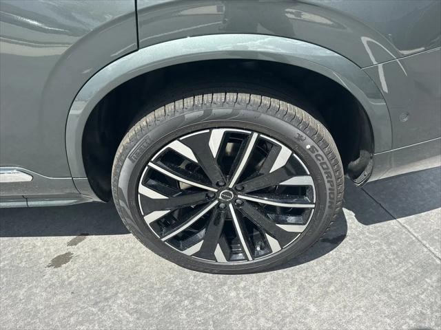 2027 Volvo XC90 Plus