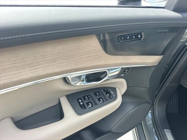 2027 Volvo XC90 Plus