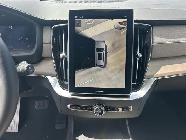 2027 Volvo XC90 Plus