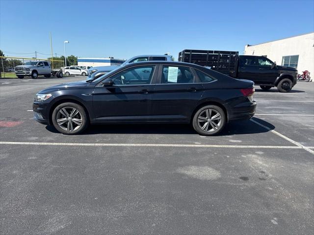 2019 Volkswagen Jetta 1.4T R-Line 2019 Volkswagen Jetta 1.4T R-Line