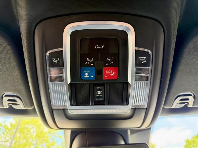 2019 Ram 1500 Limited Crew Cab 4x4 57 Box