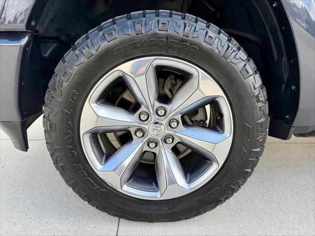 2019 Ram 1500 Limited Crew Cab 4x4 57 Box