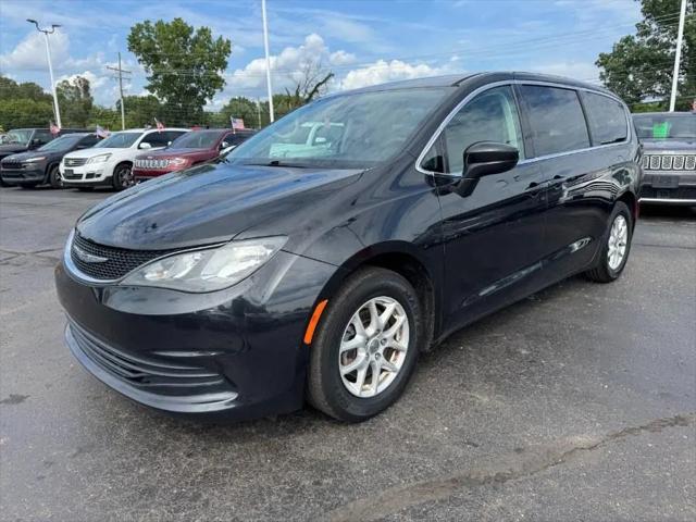 2017 Chrysler Pacifica Touring for sale in Brandon Twp, MI