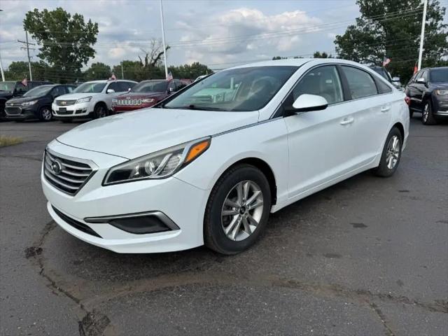 2017 Hyundai Sonata Base for sale in Brandon Twp, MI