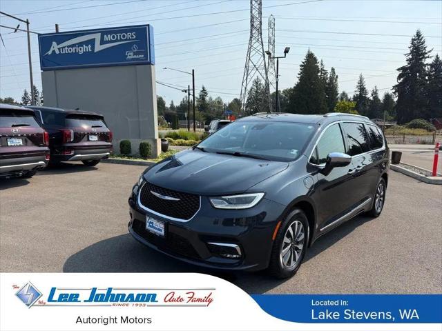 2021 Chrysler Pacifica Hybrid Limited for sale in Lake Stevens, WA