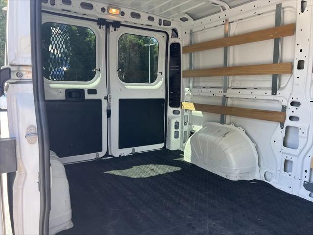 2025 Ram ProMaster 2500 Cargo Van Tradesman Low Roof 136 WB w/Pass Seat