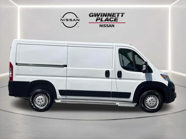 2025 Ram ProMaster 2500 Cargo Van Tradesman Low Roof 136 WB w/Pass Seat