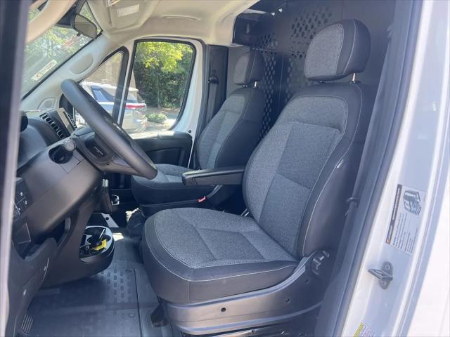 2025 Ram ProMaster 2500 Cargo Van Tradesman Low Roof 136 WB w/Pass Seat