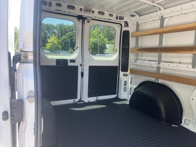 2025 Ram ProMaster 2500 Cargo Van Tradesman Low Roof 136 WB w/Pass Seat