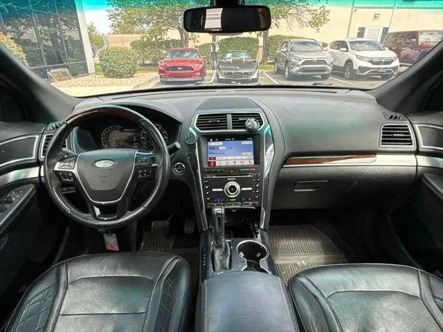 2017 Ford Explorer Platinum