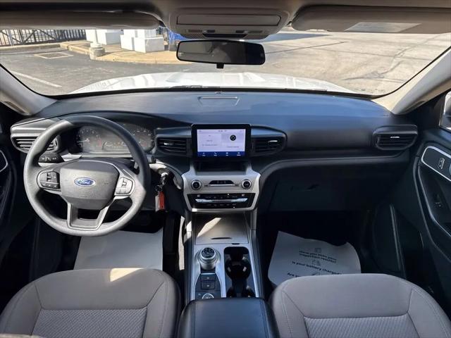 2021 Ford Explorer Base