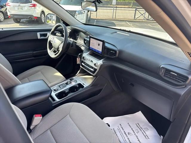2021 Ford Explorer Base